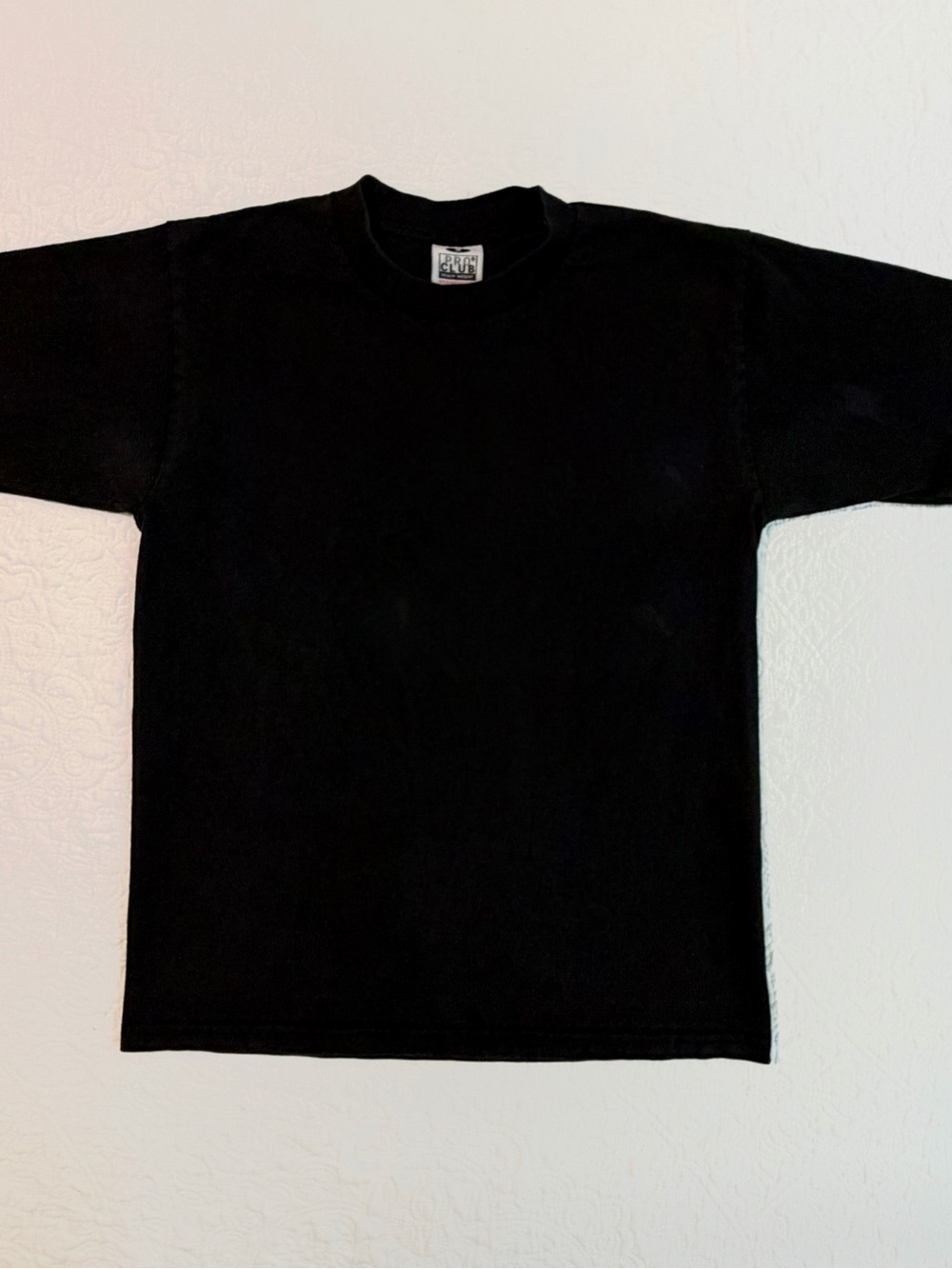 Pro Club | Heavyweight Short Sleeve T-Shirt | Black | Size Medium | Distressed